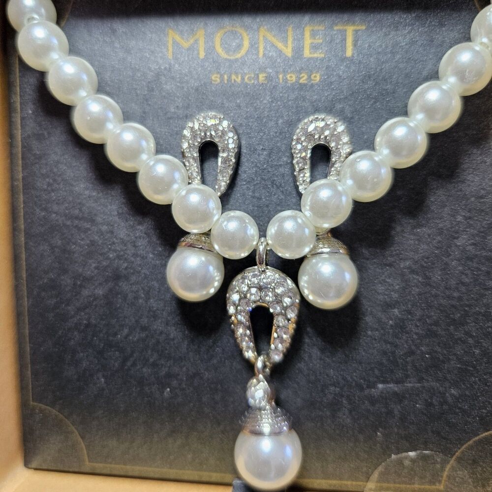 **Last Chance!! Final Sale** Monet Faux Pearl Crystal Necklace Earring Set NIB - Picture 2 of 15